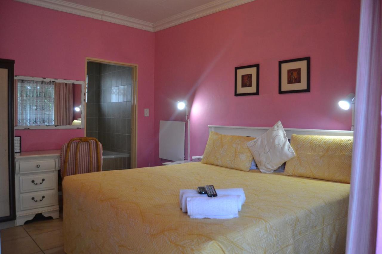 Kamogelo Guest House Pilanesberg Ngoại thất bức ảnh